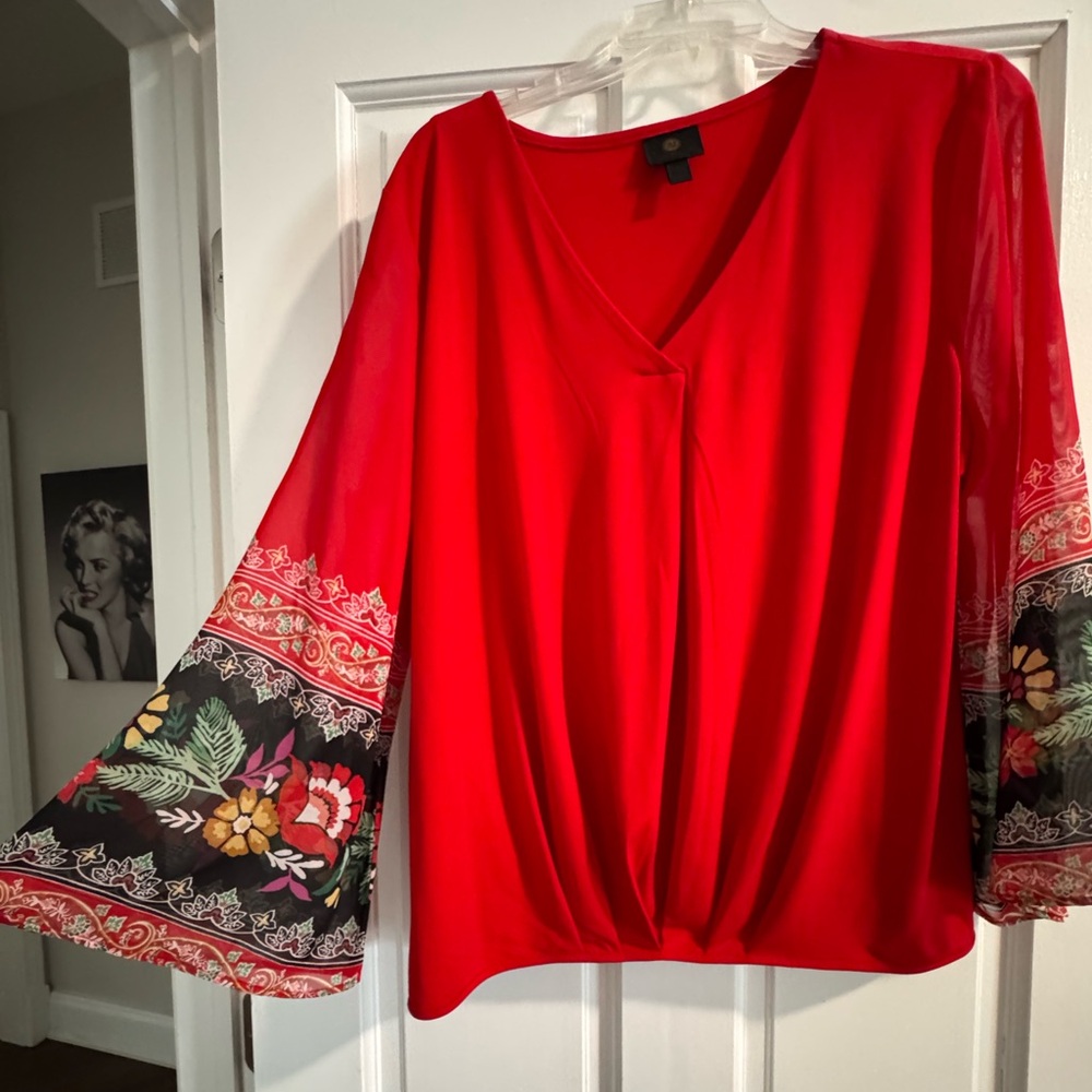 JM Collection Red and Black Floral Blouse